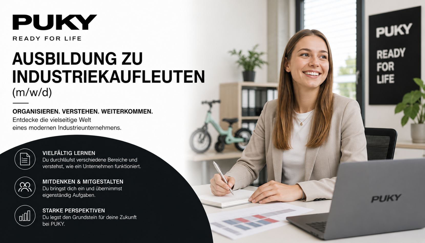 Ausbildung, Industriekaufleute, Büro, Laptop, Teamarbeit, 