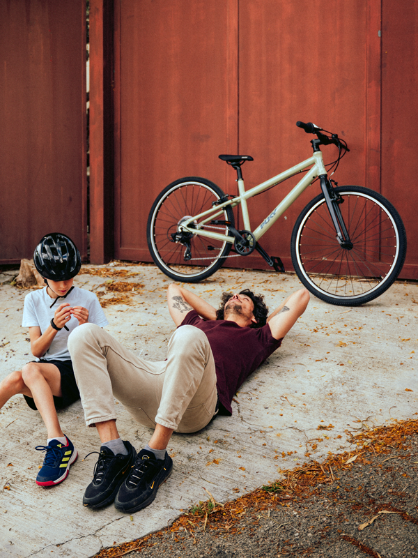 Schuh, Fahrrad, Junge, Person, Jugendlich, 